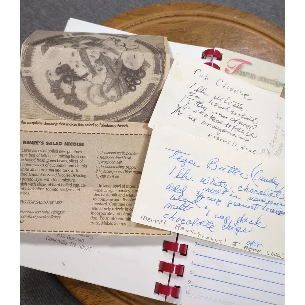 2001 Cooking With Friends Recipes Burnette Chapel Church Of Christ Antioch, TN‎